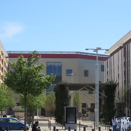 Centre Ville & Acces Facile نيم المظهر الخارجي الصورة